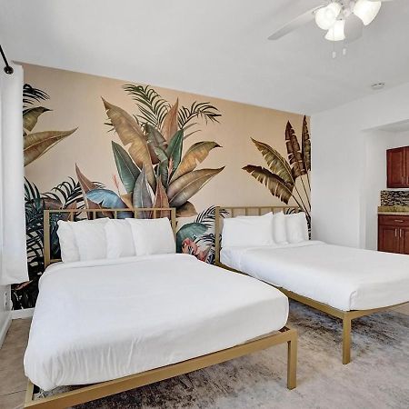 Walk To Dania Beach Christmas Getaway Pool Extérieur photo