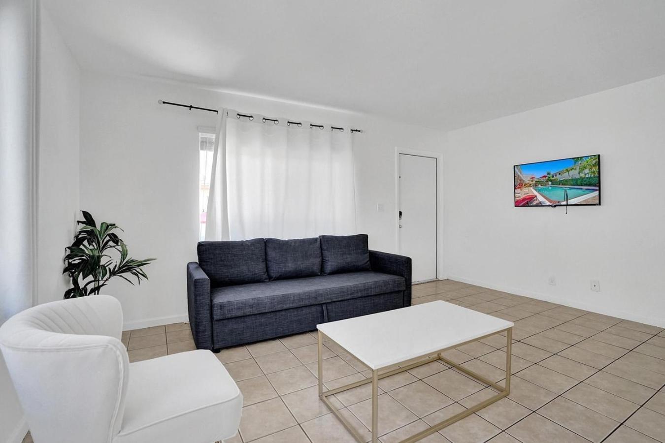 Walk To Dania Beach Christmas Getaway Pool Extérieur photo