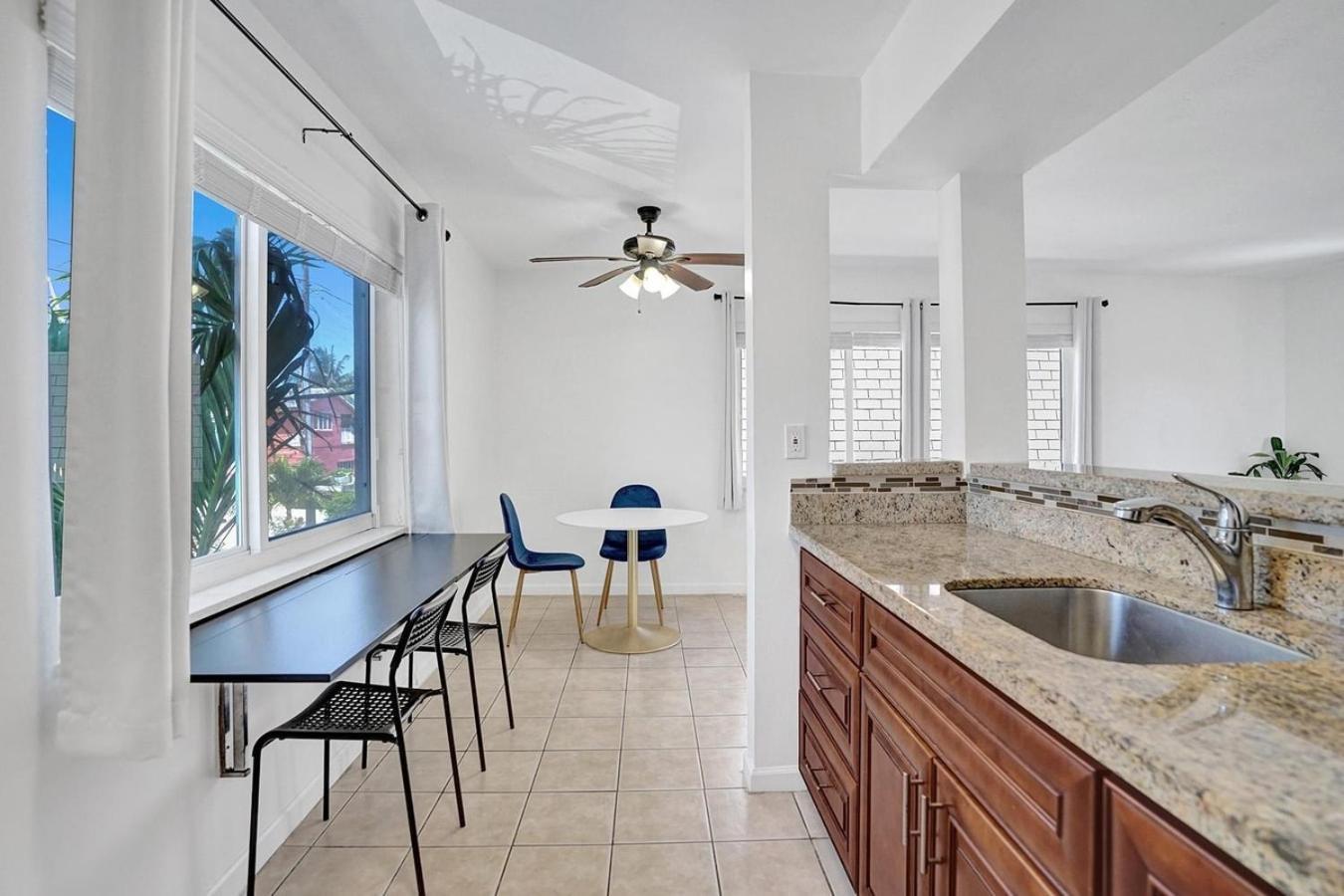 Walk To Dania Beach Christmas Getaway Pool Extérieur photo