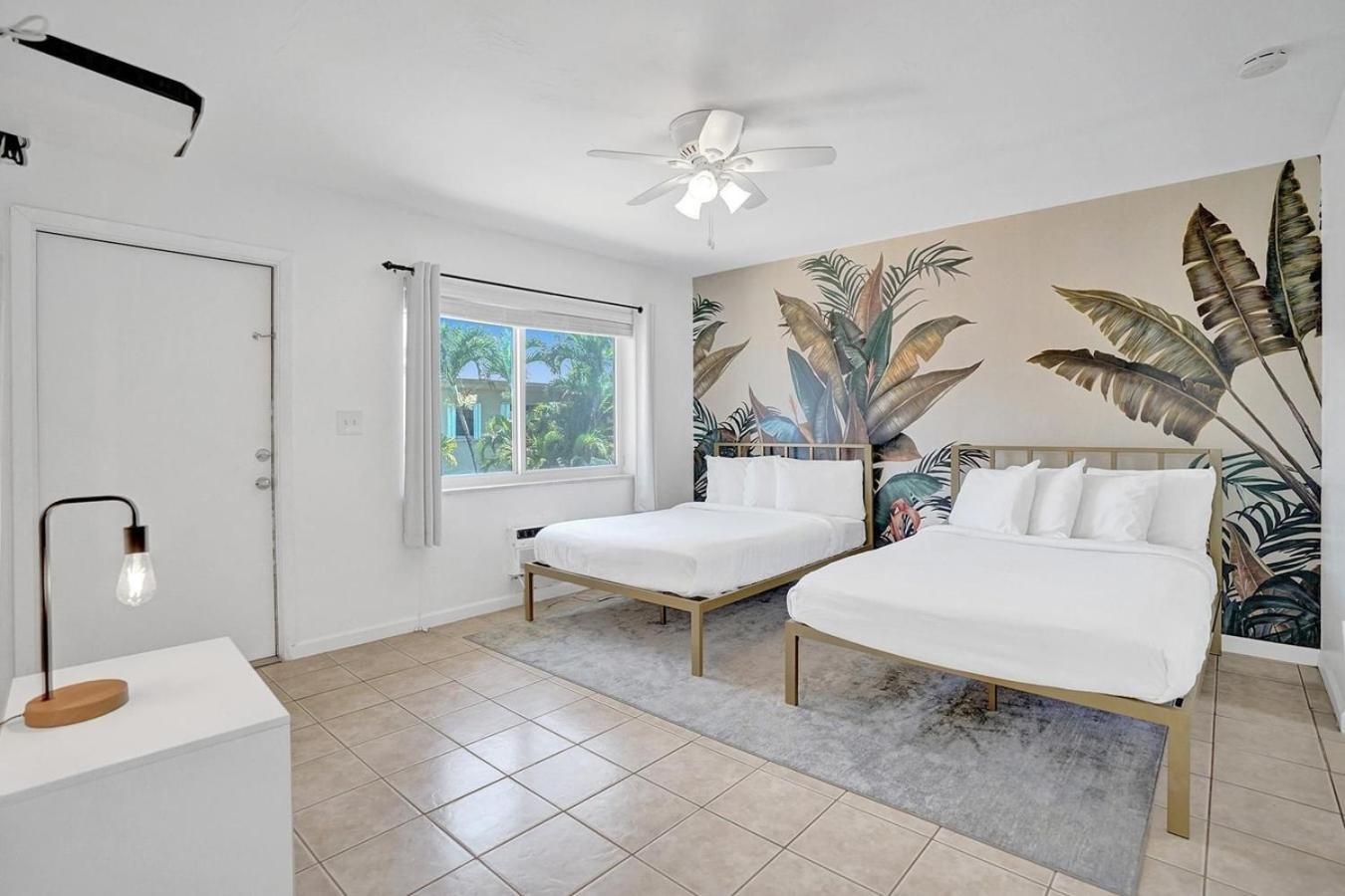 Walk To Dania Beach Christmas Getaway Pool Extérieur photo